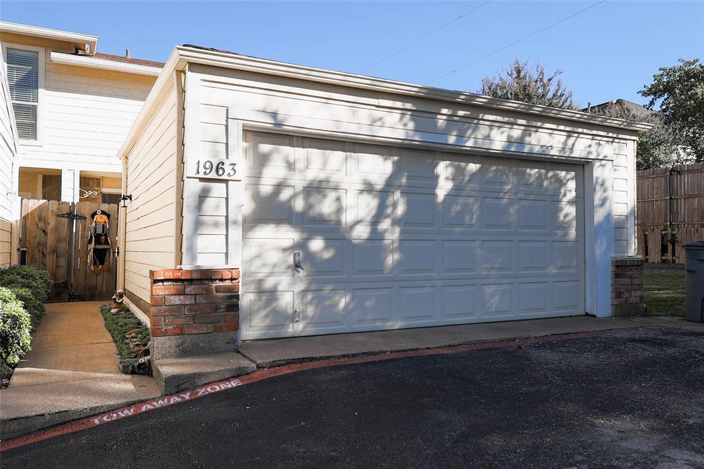 Shorewood Park Estates Condos - Residential Lease