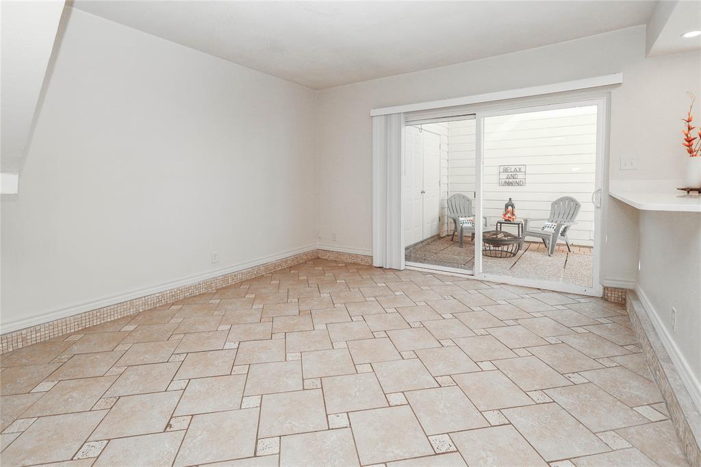 Shorewood Park Estates Condos - Residential Lease