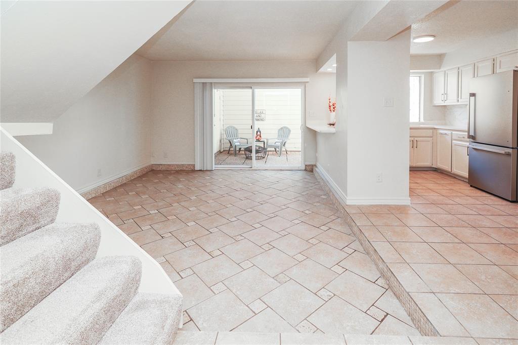 Shorewood Park Estates Condos - Residential Lease