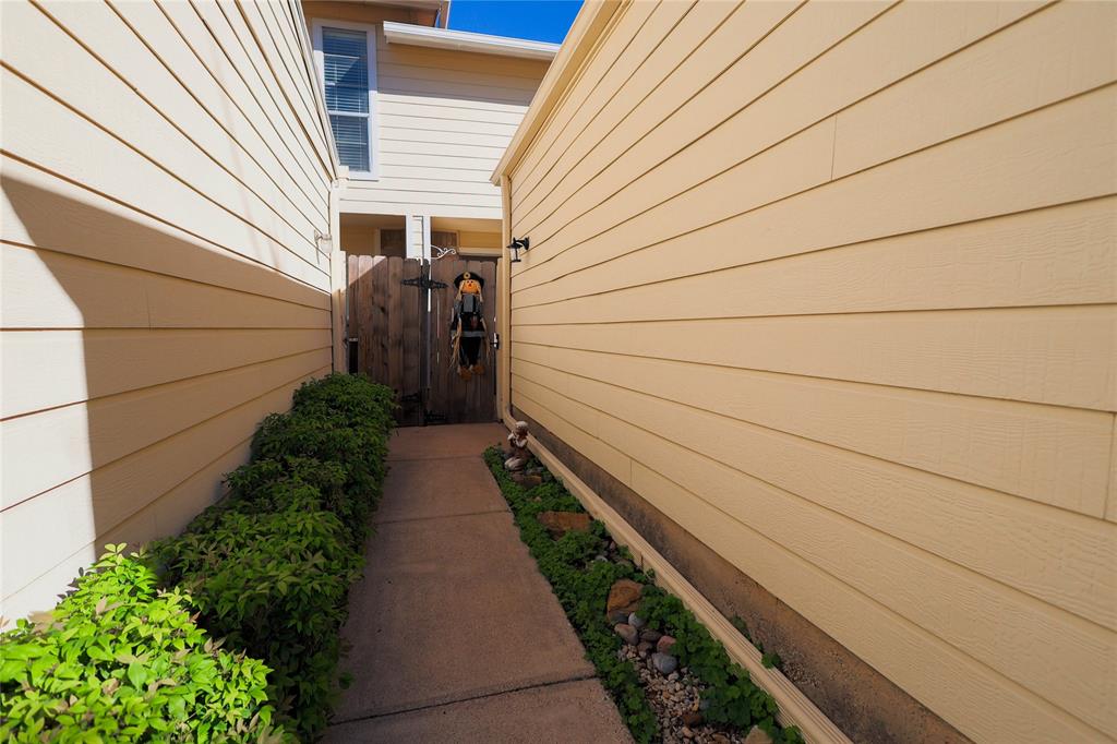 Shorewood Park Estates Condos - Residential Lease