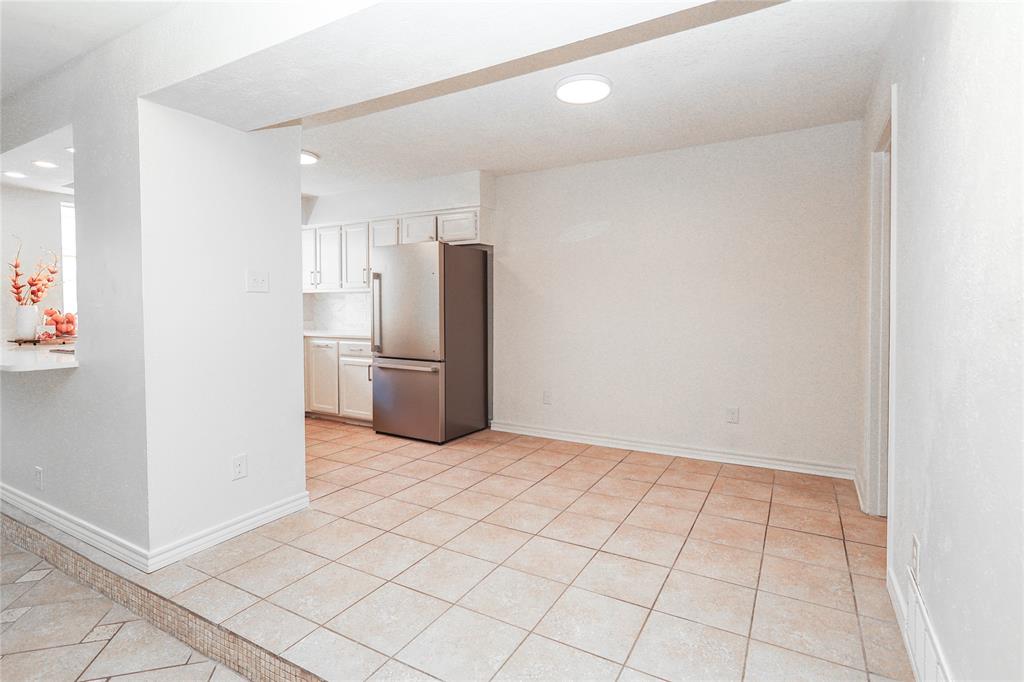 Shorewood Park Estates Condos - Residential Lease