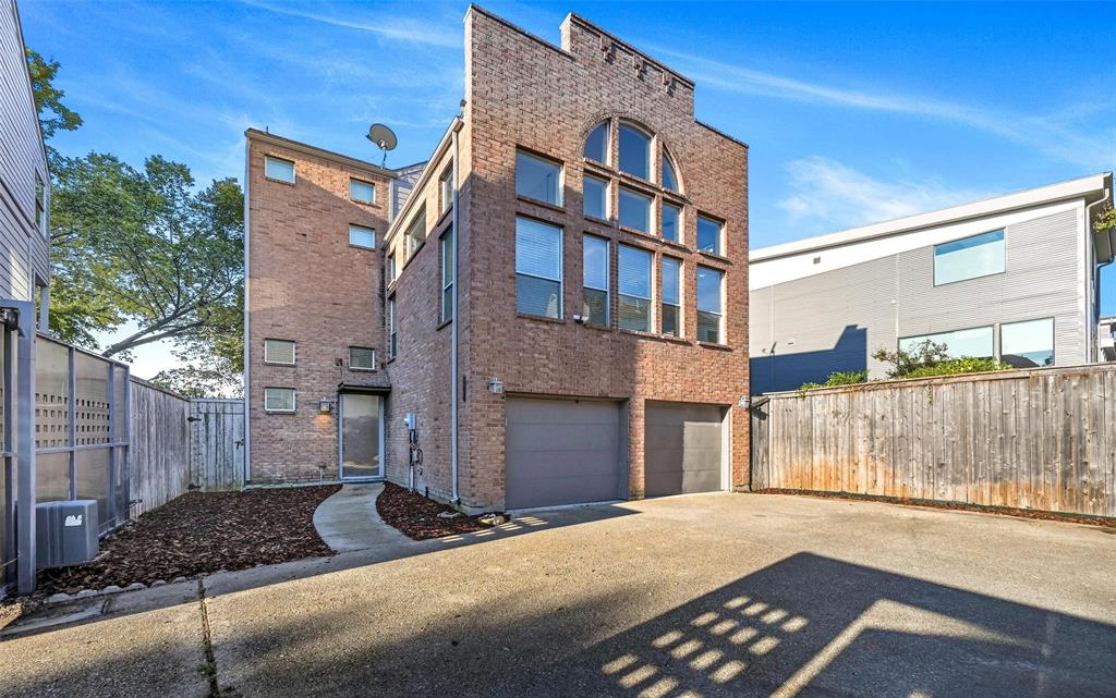 Maggie Brown - Residential