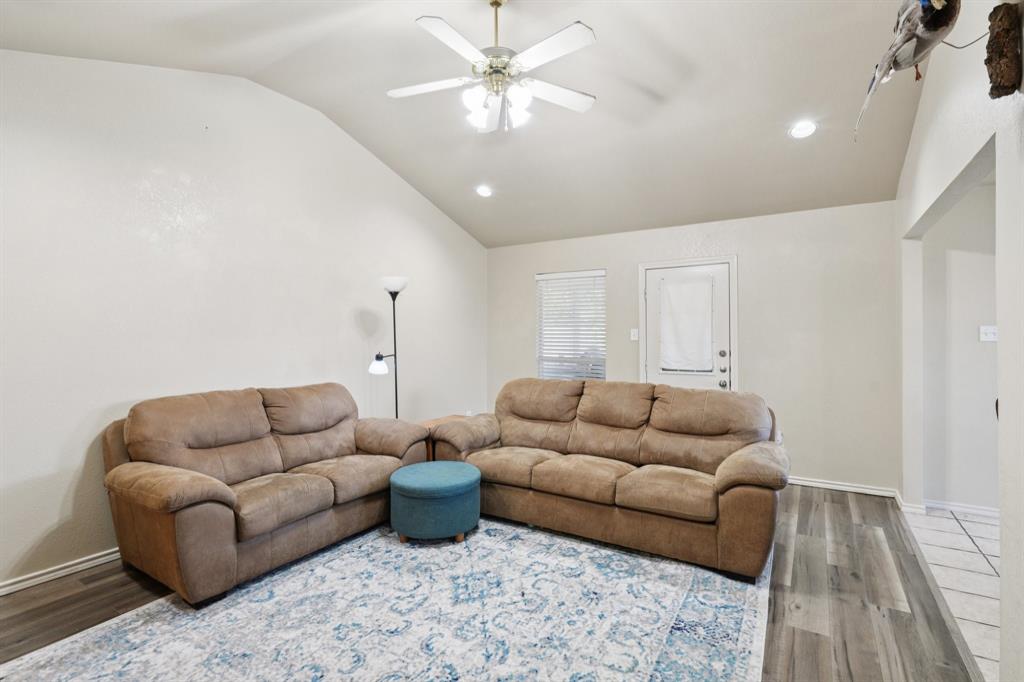 110 Apache Trail