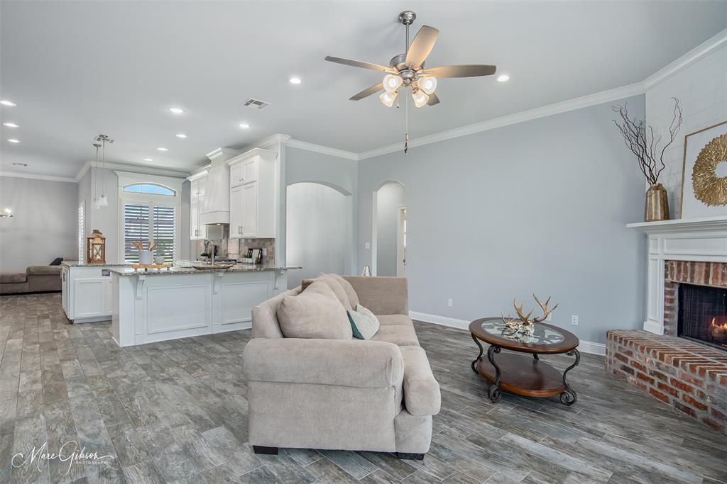 Benton, Louisiana 71006, United States, 3 Bedrooms Bedrooms, ,2 BathroomsBathrooms,Residential,Active,206705