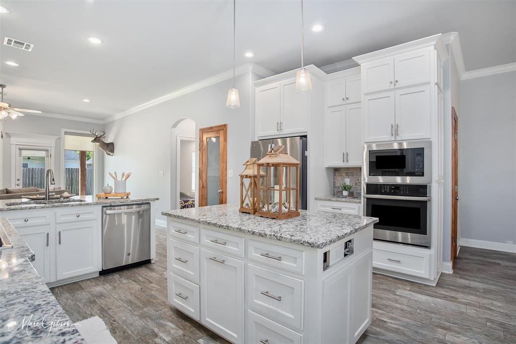 Benton, Louisiana 71006, United States, 3 Bedrooms Bedrooms, ,2 BathroomsBathrooms,Residential,Active,206705