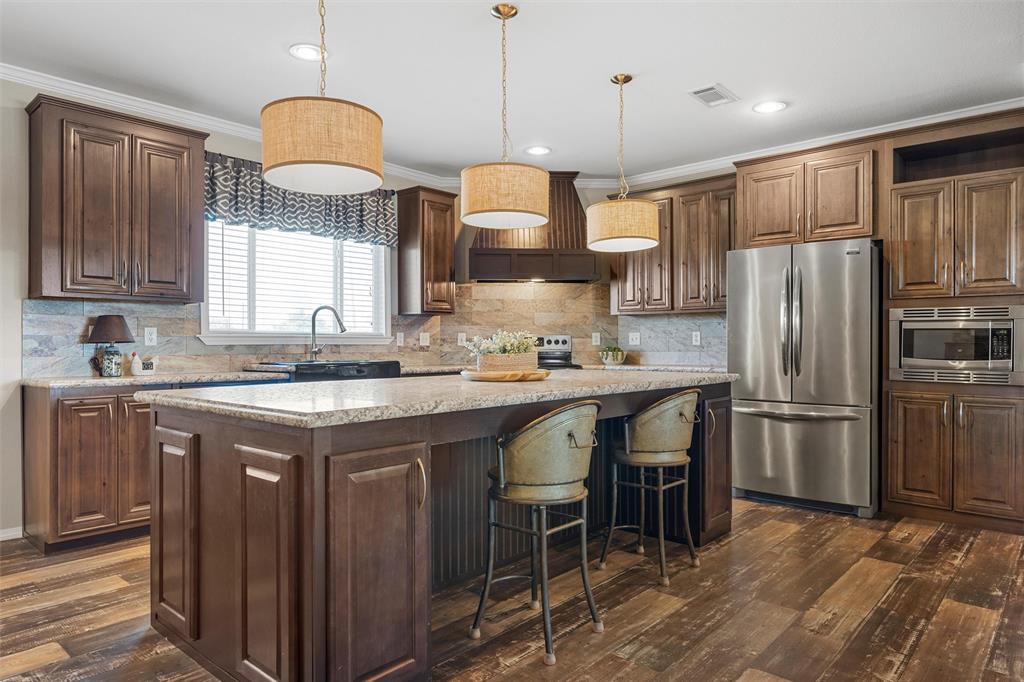 Crist F - Residential