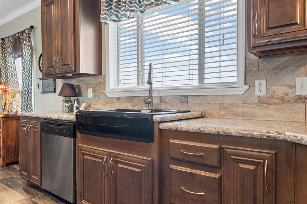 Crist F - Residential