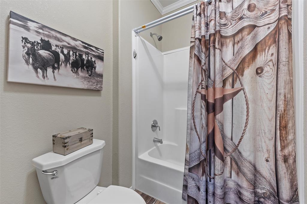 Crist F - Residential