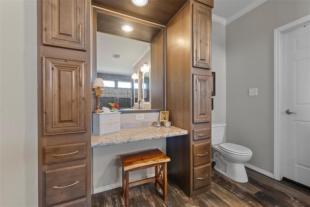 Crist F - Residential