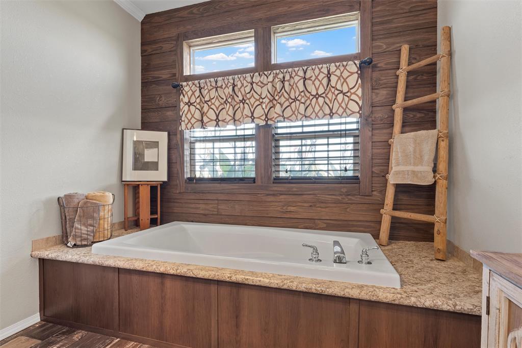 Crist F - Residential