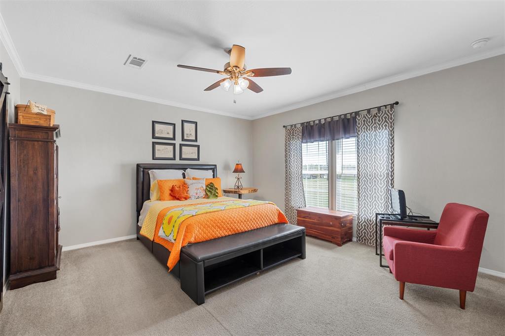 Crist F - Residential