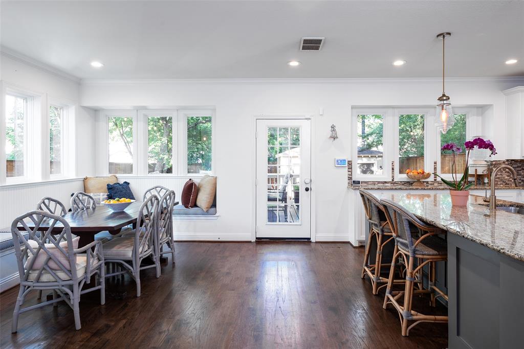 Winnetka Heights - Residential
