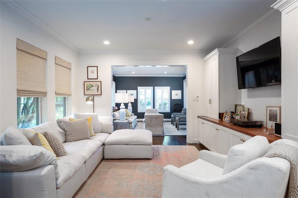Winnetka Heights - Residential