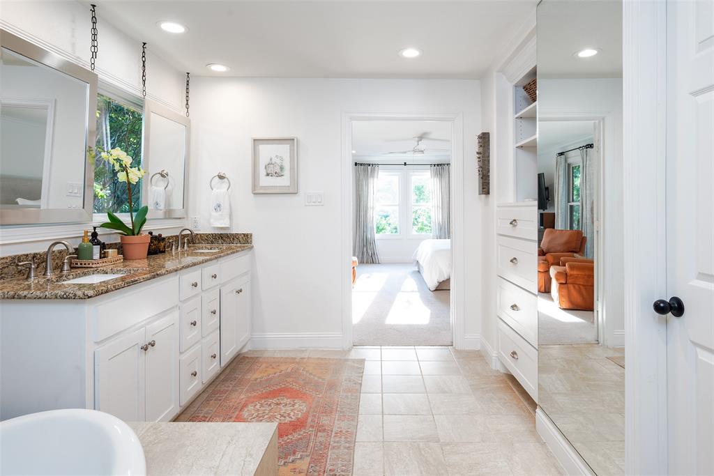Winnetka Heights - Residential