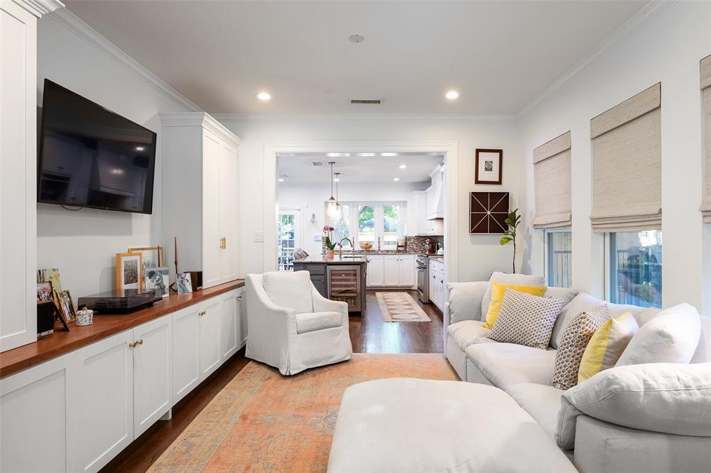 Winnetka Heights - Residential