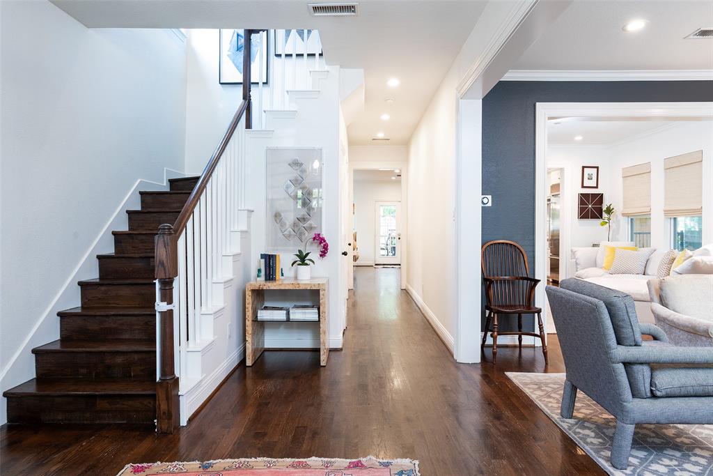 Winnetka Heights - Residential