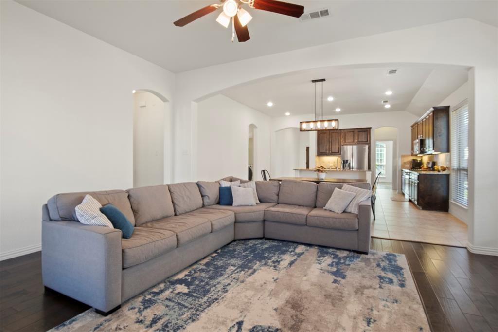 5424 Grove Cove Drive