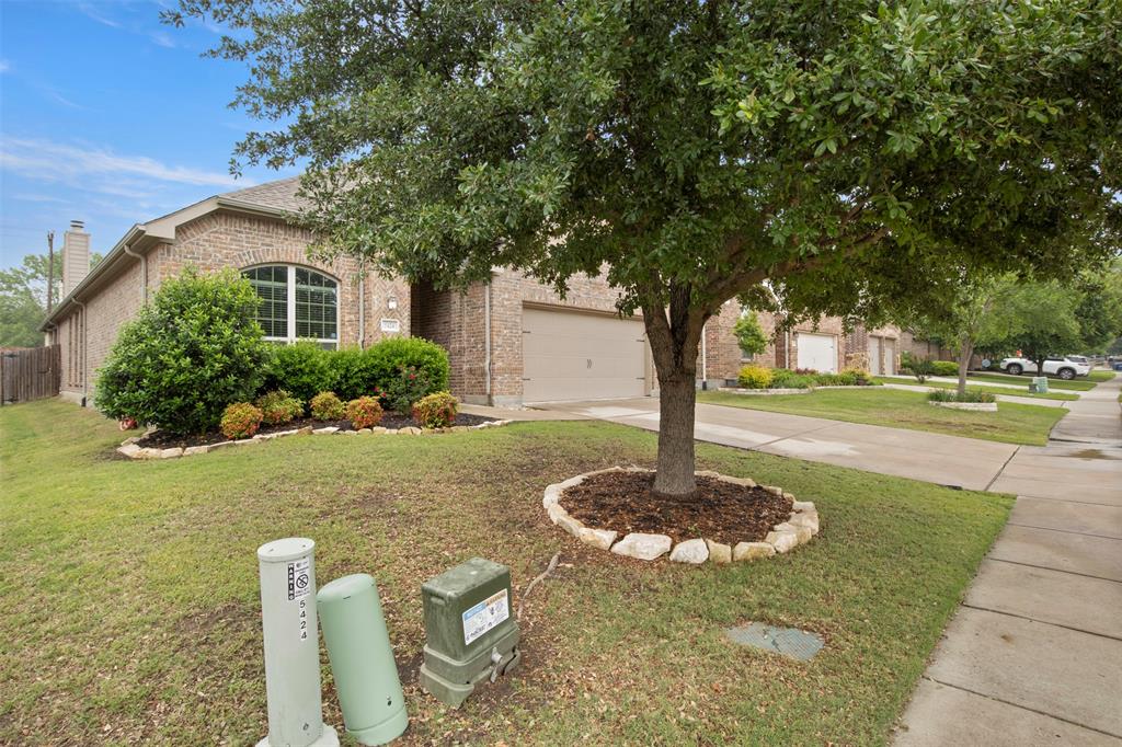 5424 Grove Cove Drive