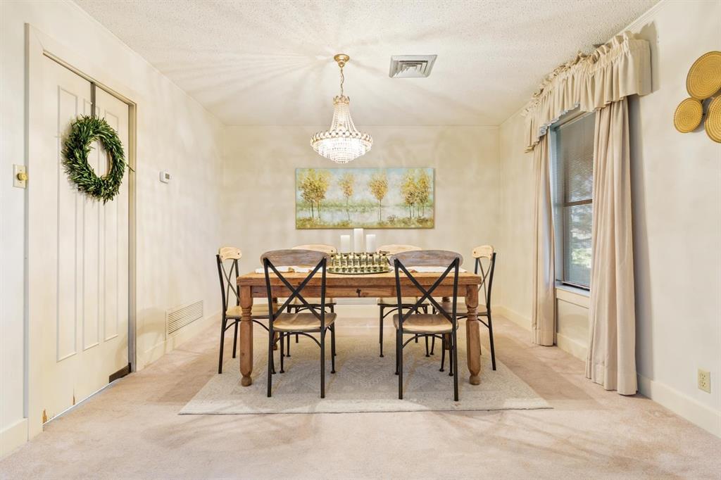 River Oaks Estates - Residential