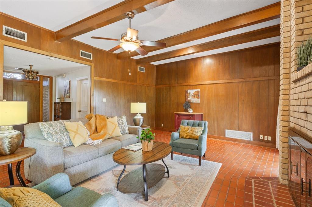 River Oaks Estates - Residential