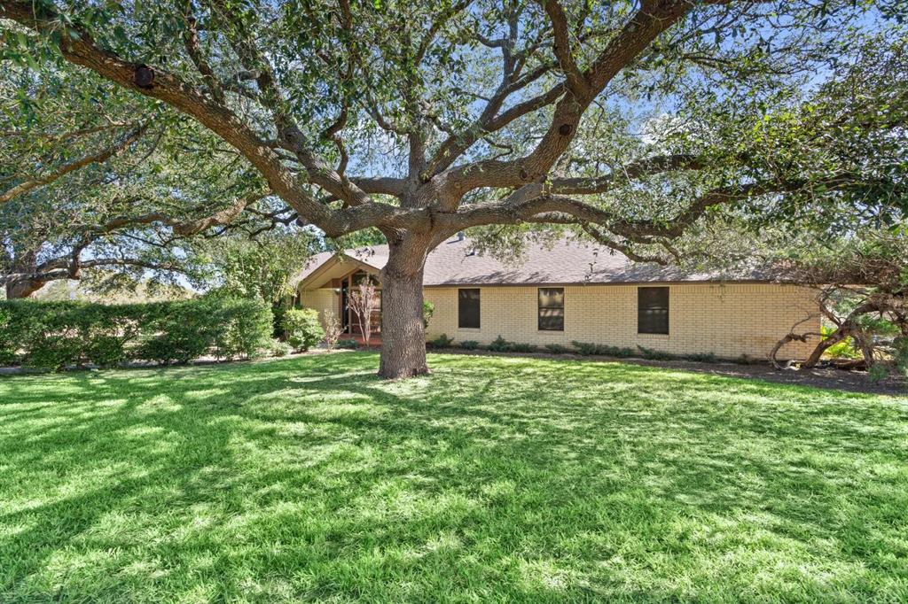 River Oaks Estates - Residential