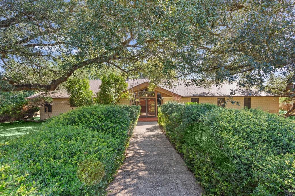 River Oaks Estates - Residential