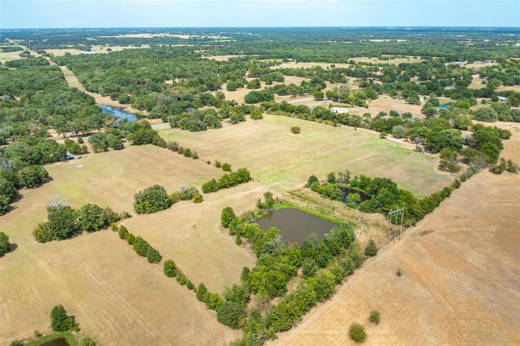 7073 W STATE HWY 243