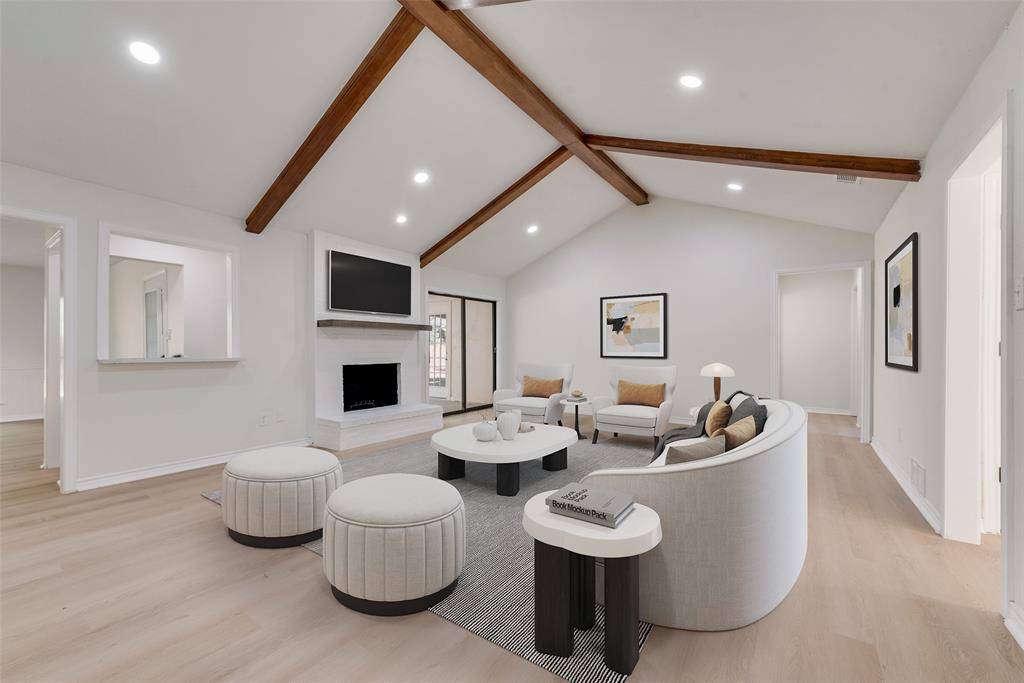 5813 Yacht Club Drive