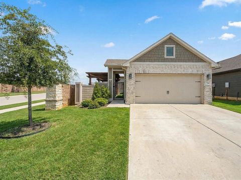 701 Presidio Street Aubrey TX 76227