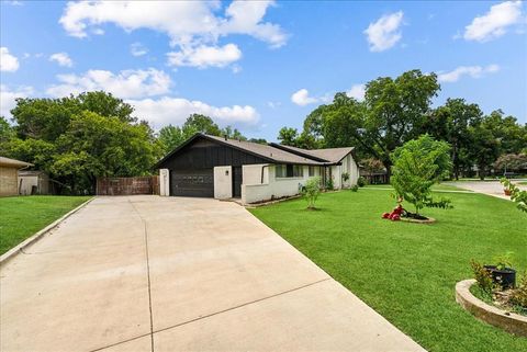 A home in DeSoto