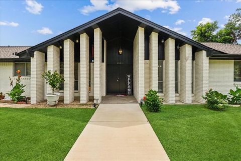 A home in DeSoto