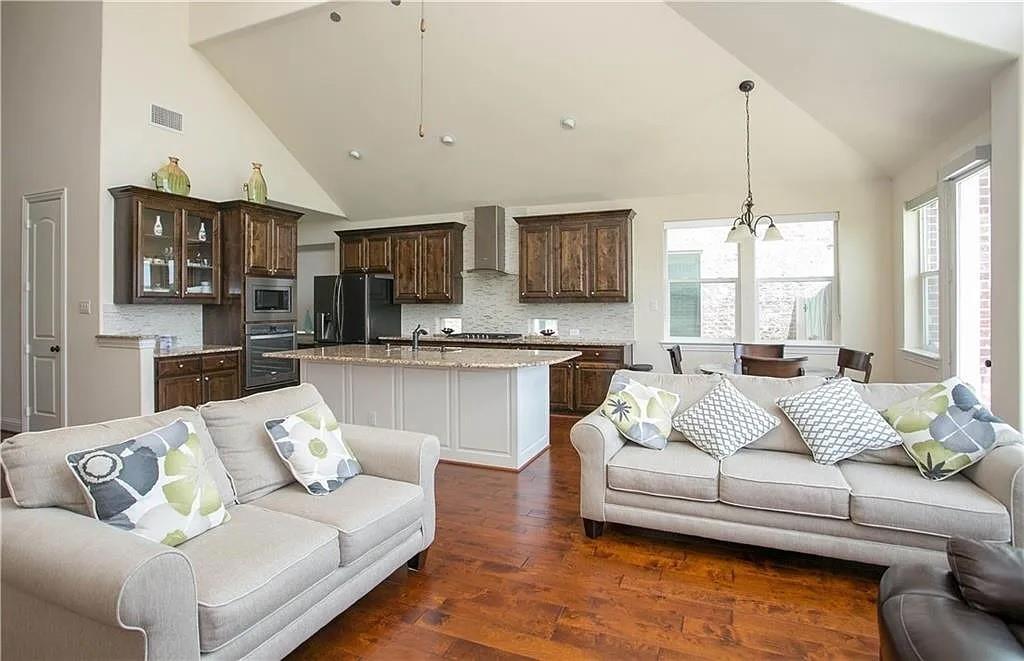 14224 Blueberry Hill Drive