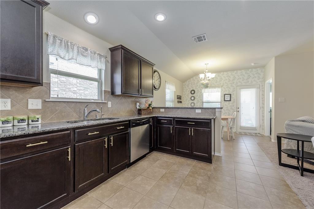 Cross Oak Ranch Ph 3 Tr - Residential Lease