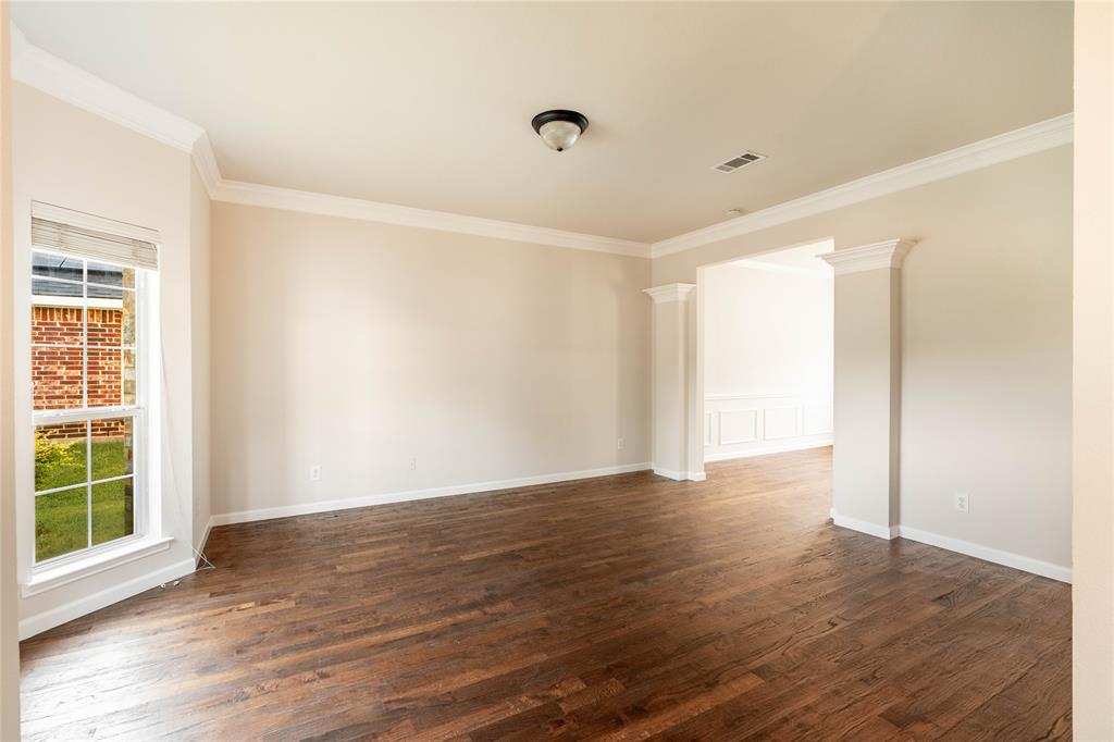 1300 Ballantrae Drive