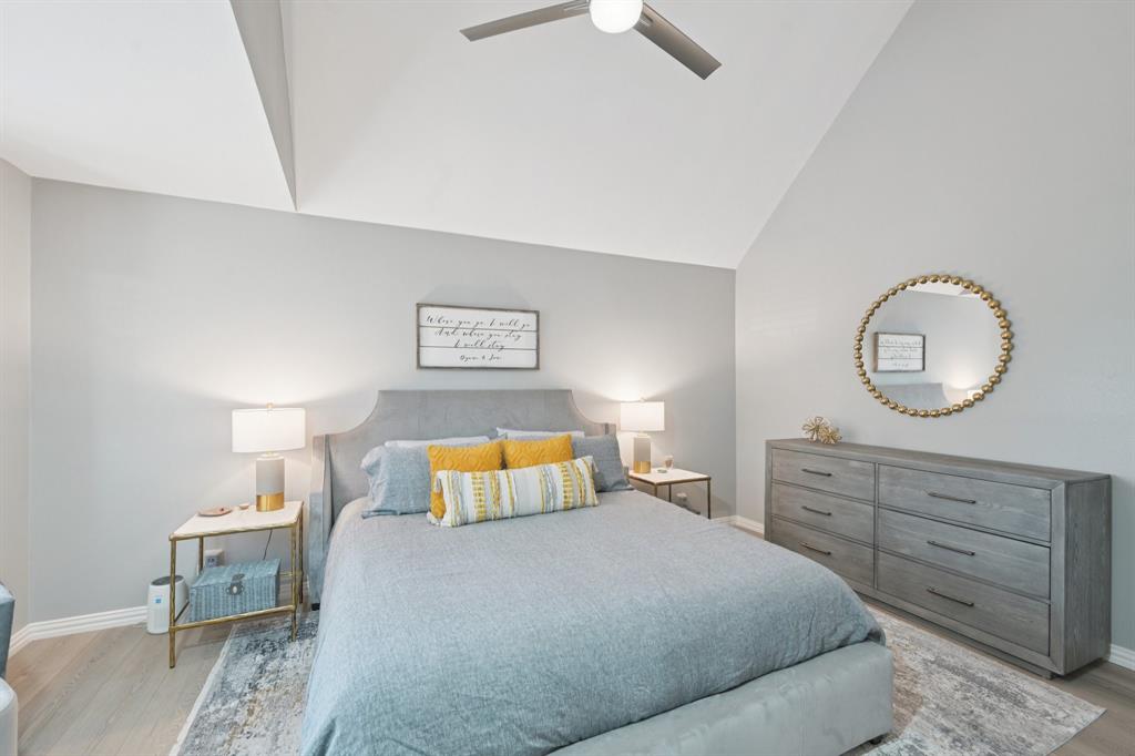 Barrington Court Condo - Residential