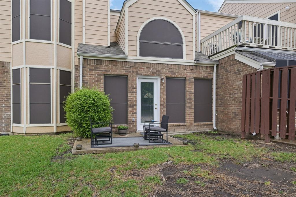 Barrington Court Condo - Residential