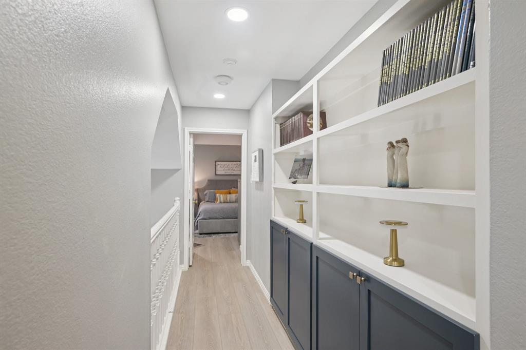 Barrington Court Condo - Residential