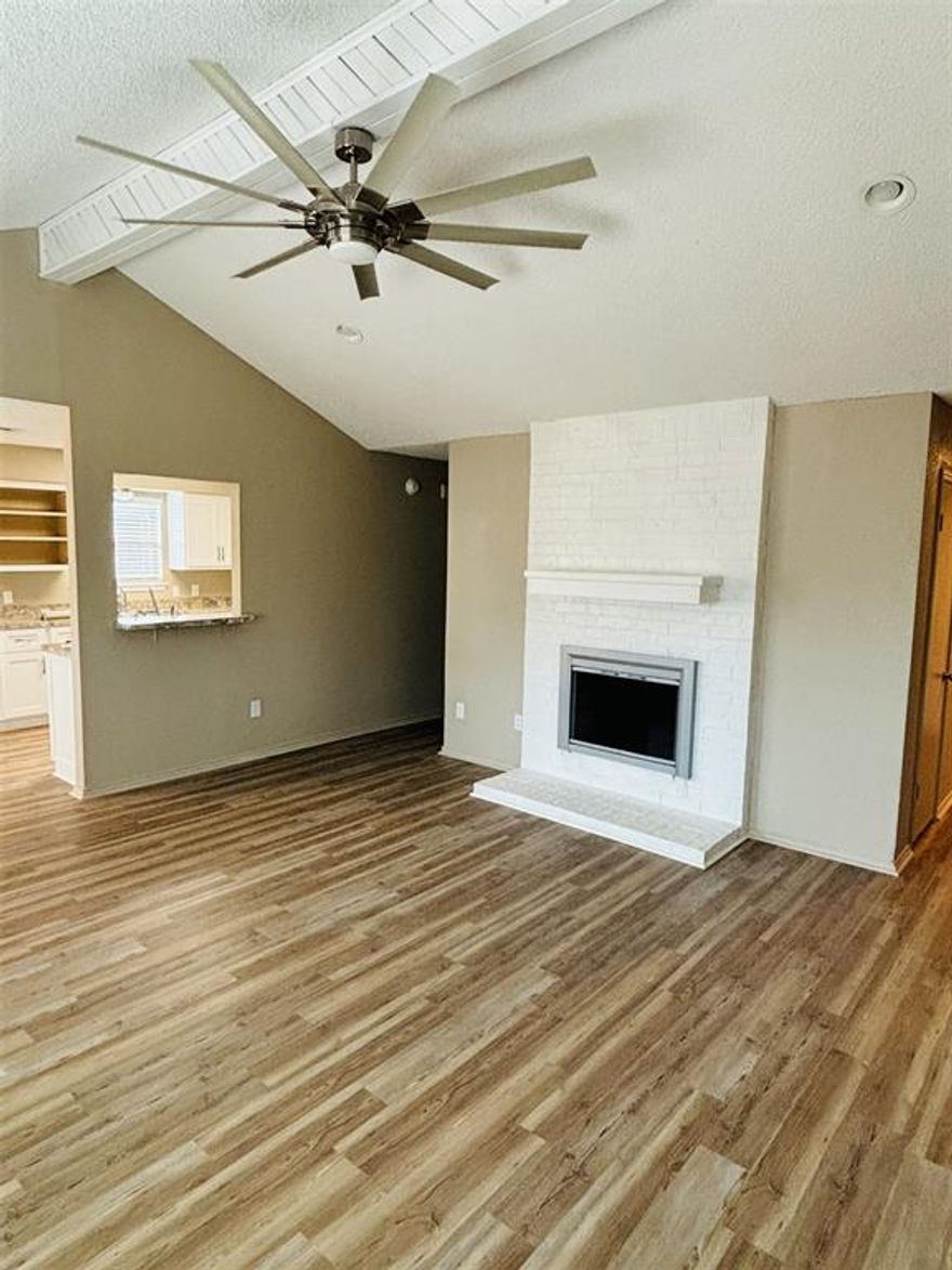 Nestled in the desirable Heritage Heights neighborhood, this charming single-family home offers comfort and convenience. With three bedrooms, two bathrooms, and a spacious 1,603 square feet of living space, it’s perfect for those seeking a cozy retreat. The vaulted ceilings create an airy feel. Pets will be considered on a case-by-case basis and please note that the property is not fenced.