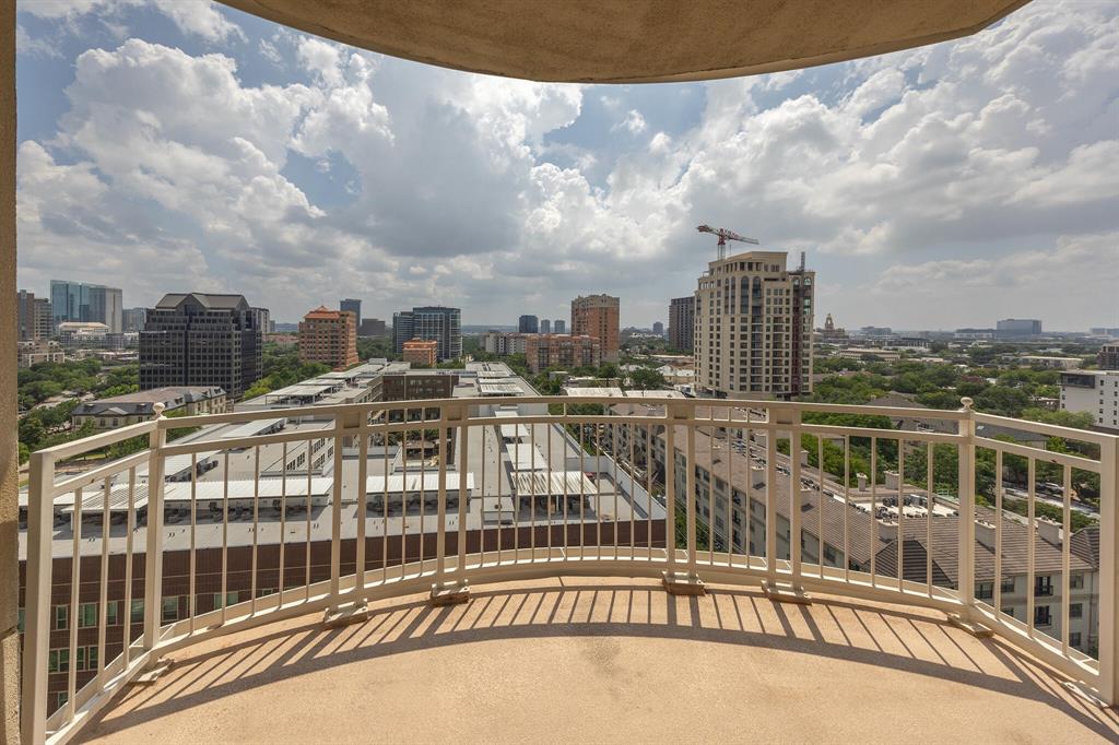 3225 Turtle Creek Boulevard 1422