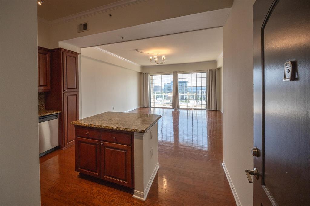 3225 Turtle Creek Boulevard 1422