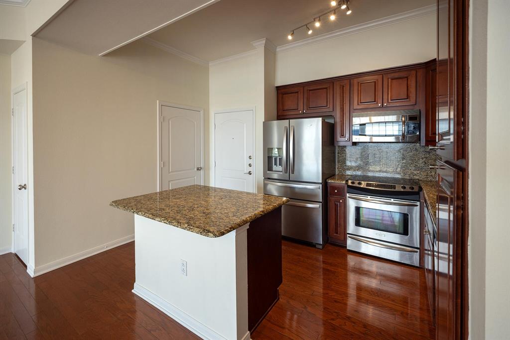 3225 Turtle Creek Boulevard 1422