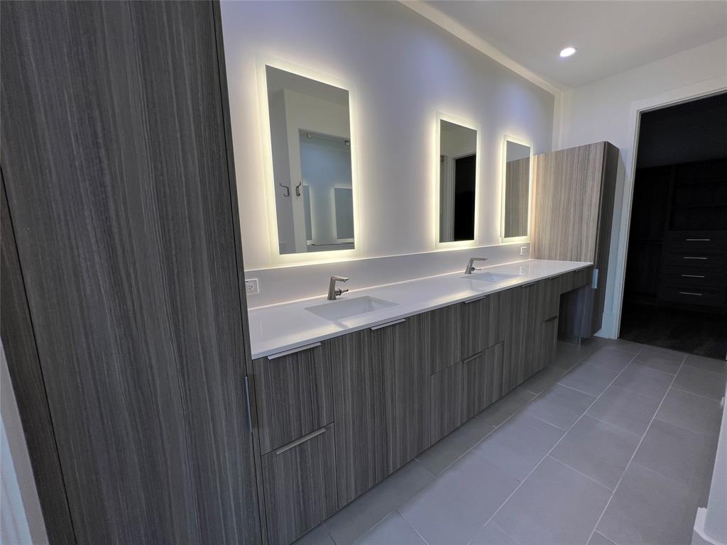 3525 Normandy Avenue 27