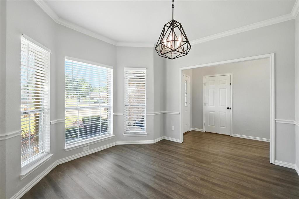 106 N Blue Bonnet Circle