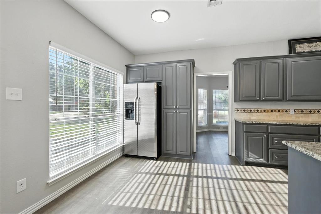 106 N Blue Bonnet Circle