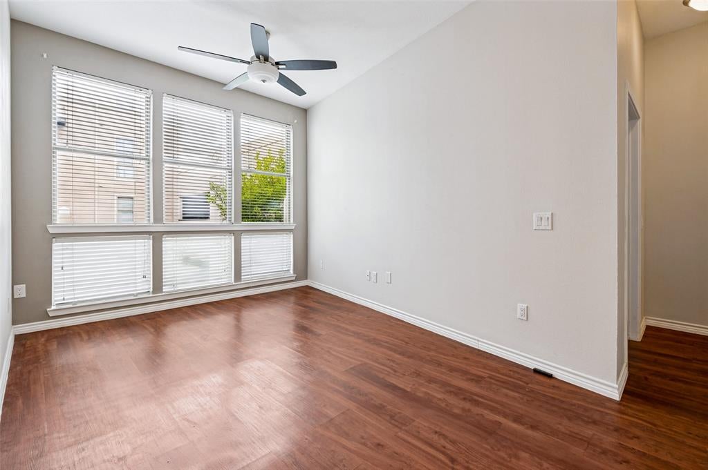 201 W Lancaster Avenue 212