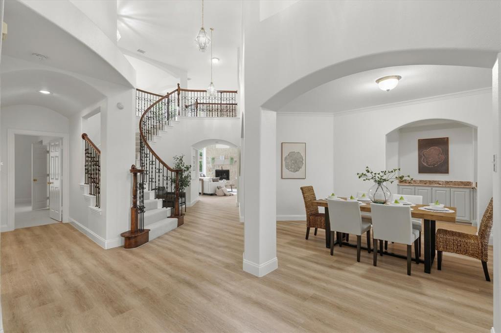 1909 Wind Lake Circle
