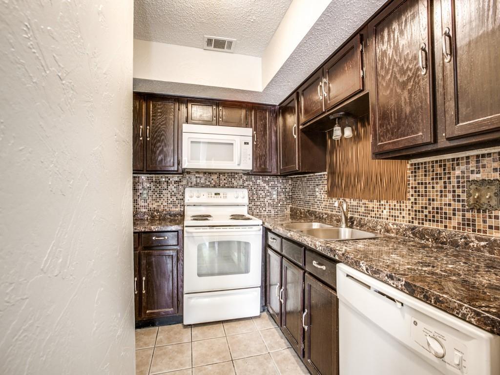 9839 Walnut Street 207