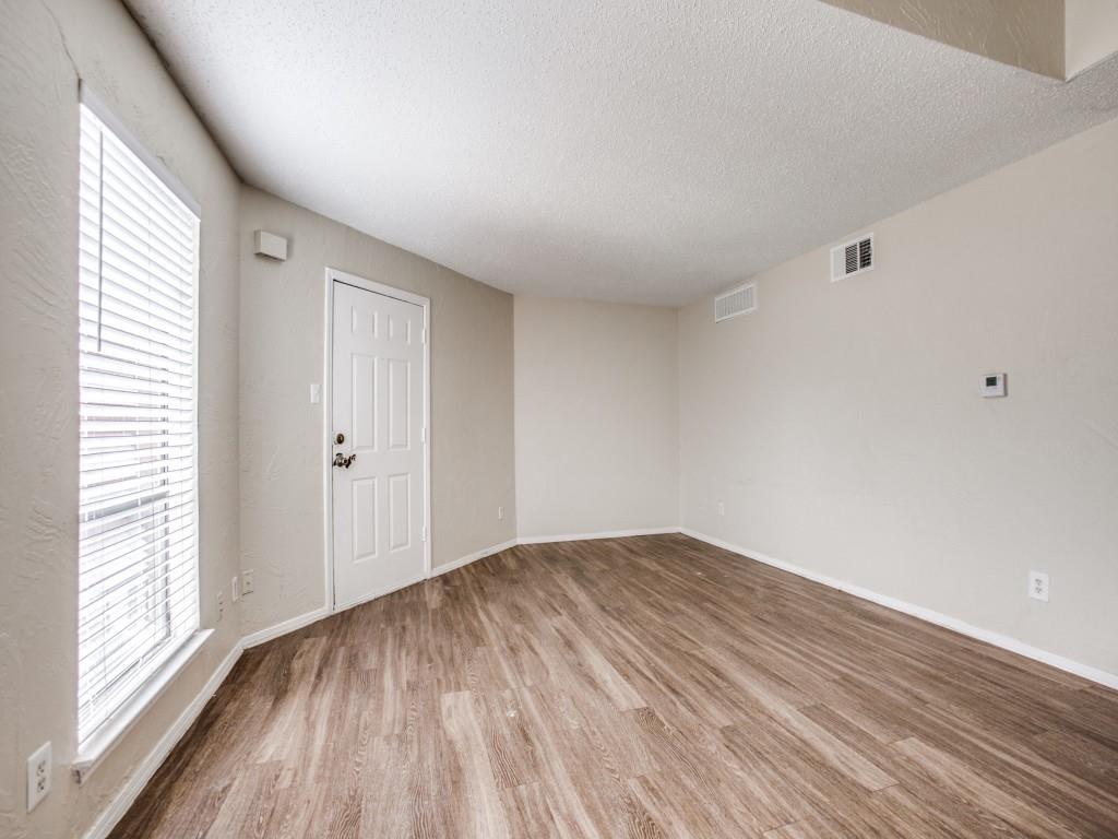 9839 Walnut Street 207
