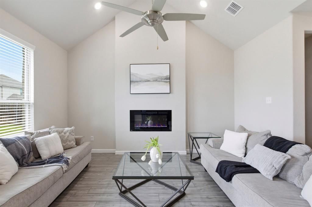 Photo of 418 Ardsley Lane Ln, Forney, TX 75126 (MLS # 21249580)