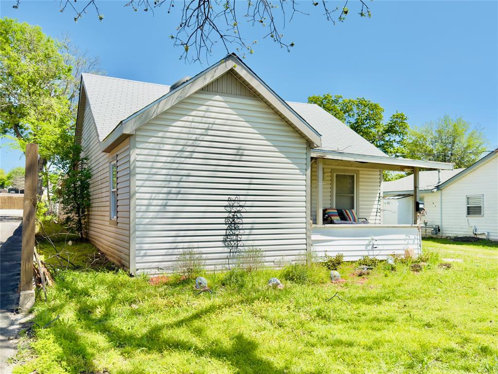 1406 N Main Street
